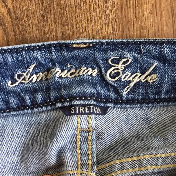 American Eagle Distressed Jeans - Picture 5 of 7